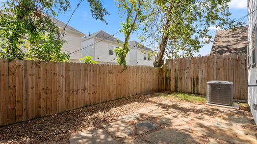 Houston 2-story, 3-bed 5021 Creekmont Drive-idx