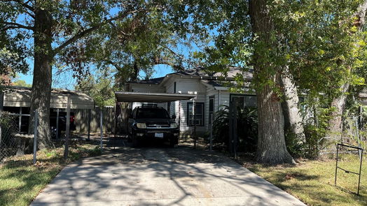 Houston 1-story, 3-bed 2630 Carmel Street-idx