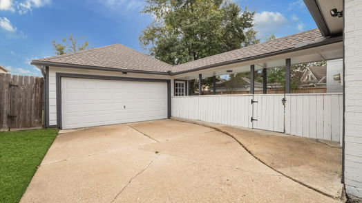 Houston 2-story, 3-bed 5310 Oak Cove Drive-idx