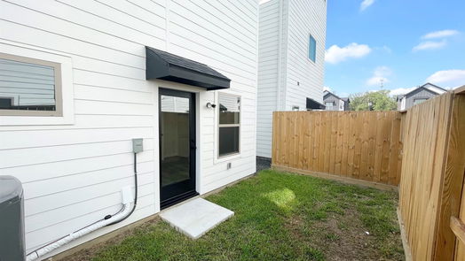 Houston 3-story, 3-bed 3716 Creekmont Gardens Lane-idx