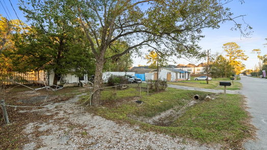 Houston 1-story, 2-bed 1620 Paul Quinn Street-idx