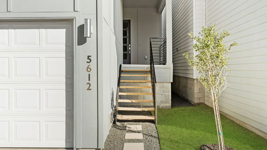 Houston 2-story, 4-bed 5612 Savyon Drive-idx