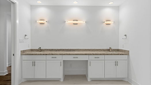 Houston 2-story, 4-bed 5612 Savyon Drive-idx