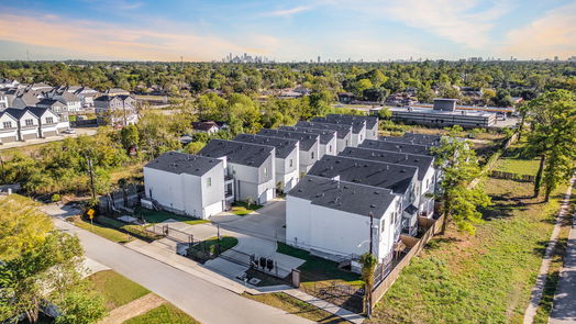 Houston 2-story, 4-bed 5612 Savyon Drive-idx