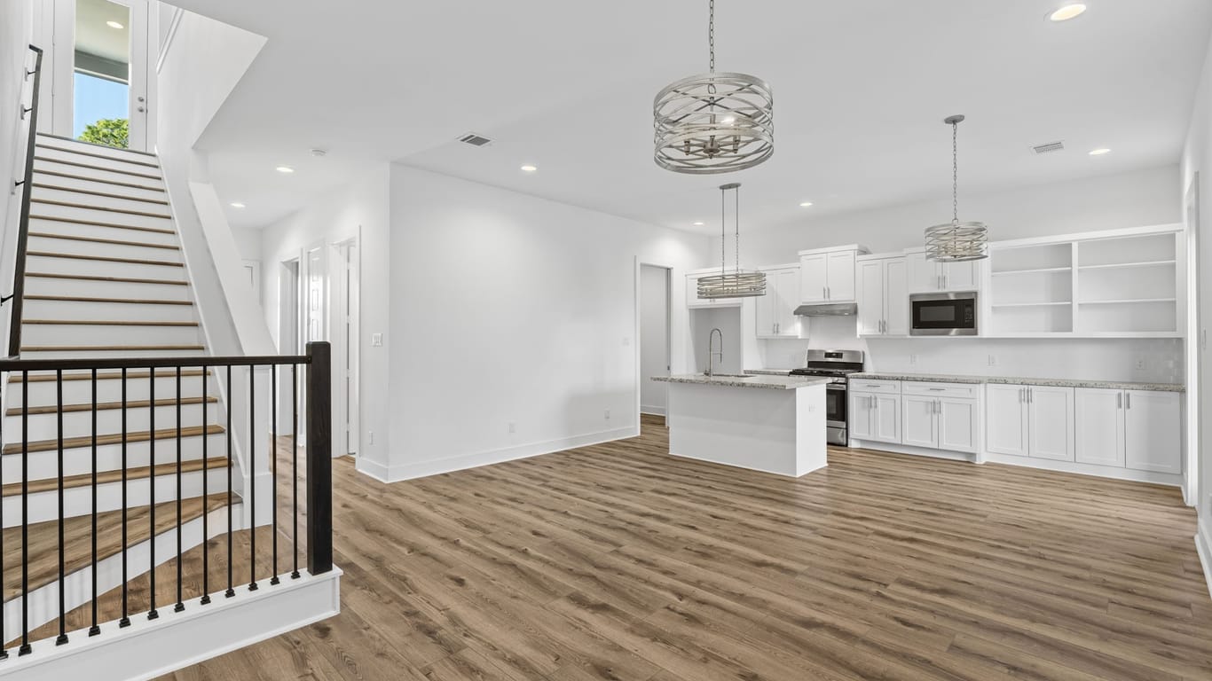 Houston 2-story, 4-bed 5612 Savyon Drive-idx