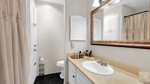 Houston 2-story, 2-bed 5801 Lumberdale Road 130-idx
