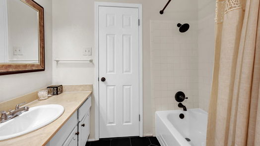 Houston 2-story, 2-bed 5801 Lumberdale Road 130-idx