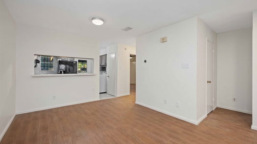 Houston 1-story, 2-bed 4304 Sherwood Lane 106-idx