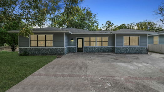 Houston 1-story, 4-bed 6319 Underhill Street-idx