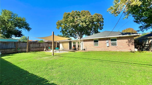 Houston 1-story, 4-bed 4913 W 43rd Street-idx