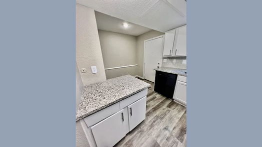 Houston 2-story, 2-bed 6200 W Tidwell Road Unit 1109-idx