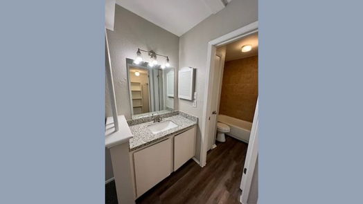 Houston 2-story, 2-bed 6200 W Tidwell Road Unit 1109-idx