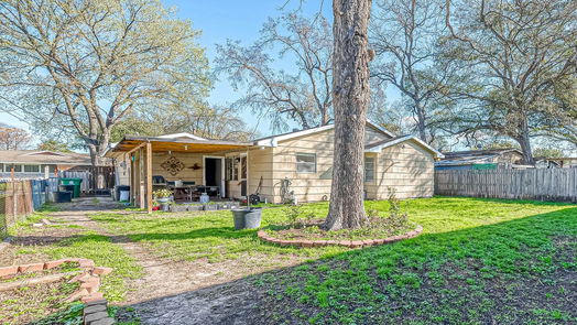 Houston 1-story, 3-bed 6423 Limestone Street-idx