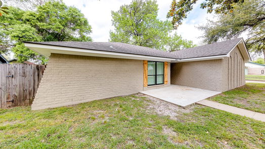 Houston 1-story, 3-bed 6011 Black Gum Drive-idx