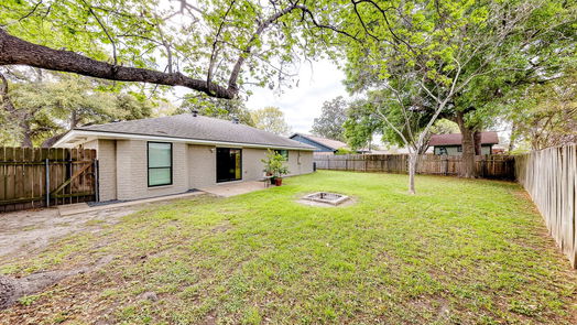 Houston 1-story, 3-bed 6011 Black Gum Drive-idx