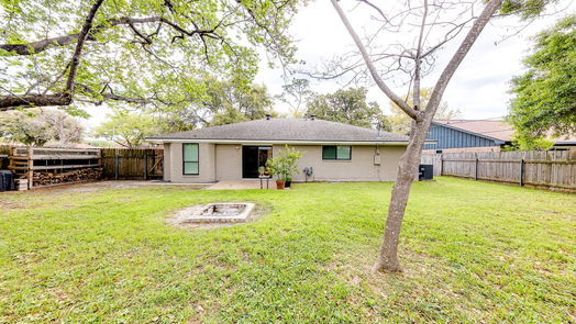 Houston 1-story, 3-bed 6011 Black Gum Drive-idx