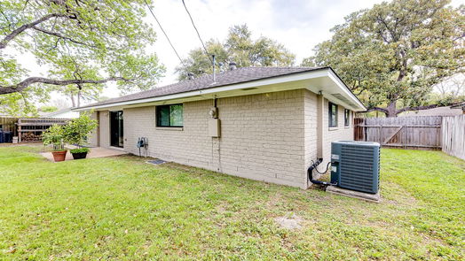 Houston 1-story, 3-bed 6011 Black Gum Drive-idx