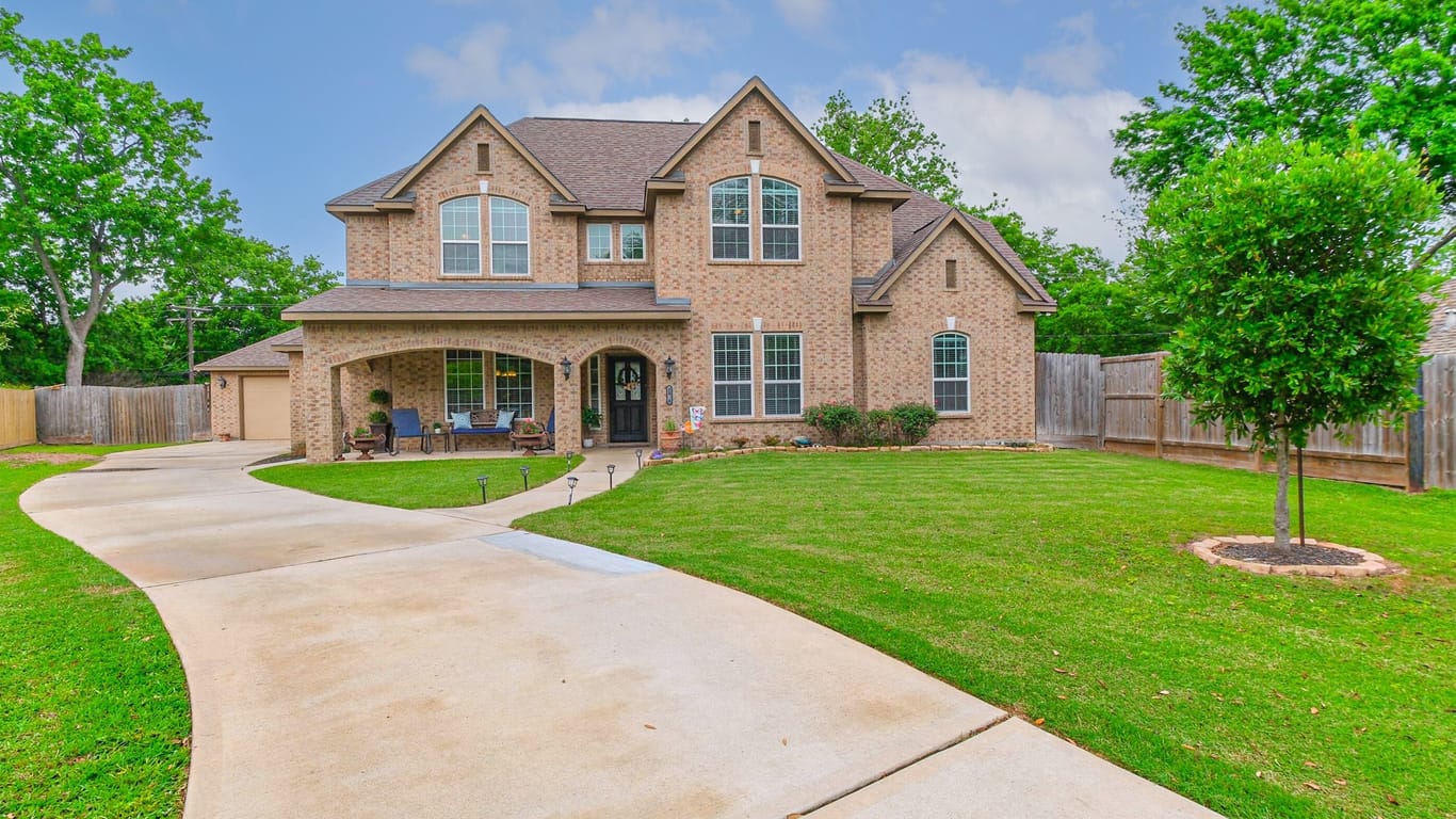 Houston 2-story, 4-bed 5826 Silver Forest Drive-idx