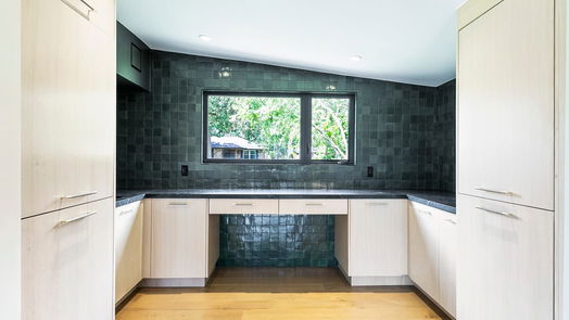 Houston 1-story, 4-bed 5030 Hialeah Drive-idx