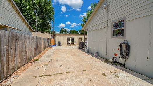 Houston 1-story, 5-bed 6214 Jim Street-idx