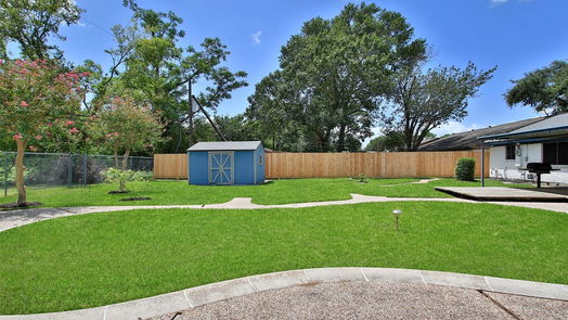 Houston 1-story, 3-bed 7011 Pine Grove Drive-idx