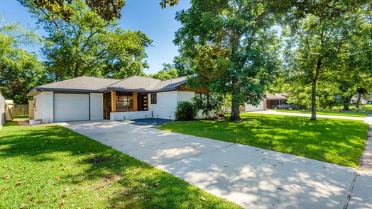 Houston 1-story, 3-bed 4806 Viking Drive-idx