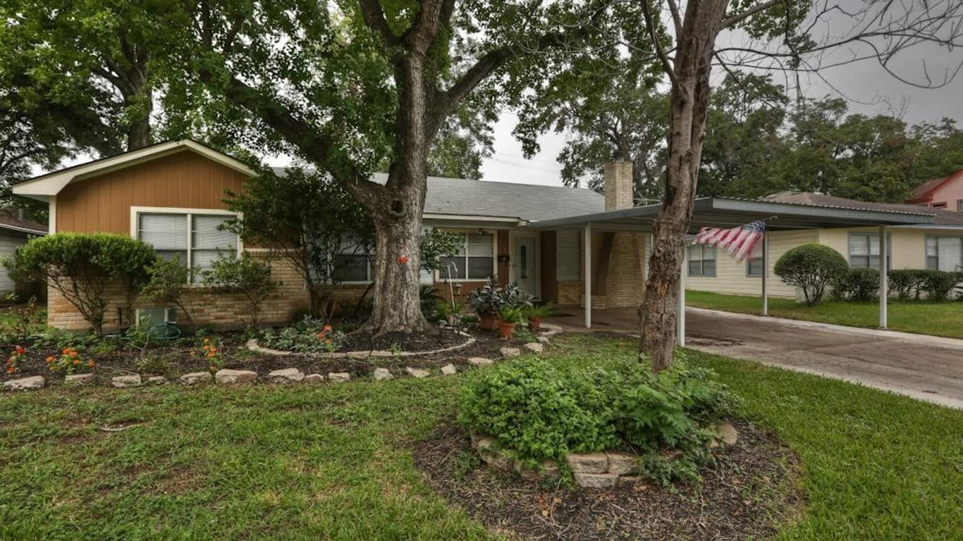 Houston 1-story, 3-bed 4117 Pinon Drive-idx