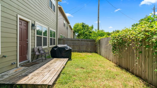 Houston 2-story, 3-bed 7010 W 43rd Street-idx