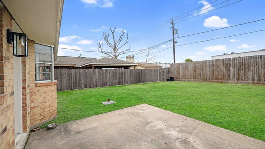 Houston 1-story, 3-bed 5818 Hoover St Street-idx