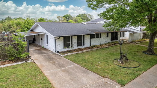 Houston 1-story, 6-bed 5302 Saxon Drive-idx