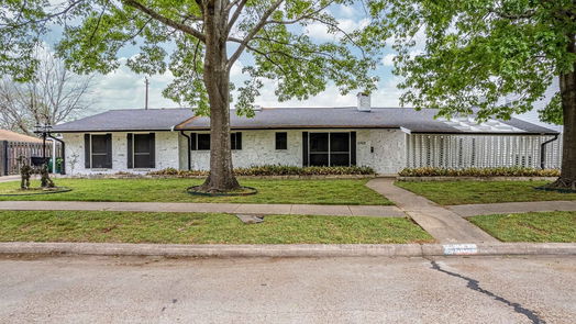 Houston 1-story, 6-bed 5302 Saxon Drive-idx