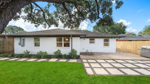 Houston 1-story, 3-bed 5110 Poinciana Drive-idx