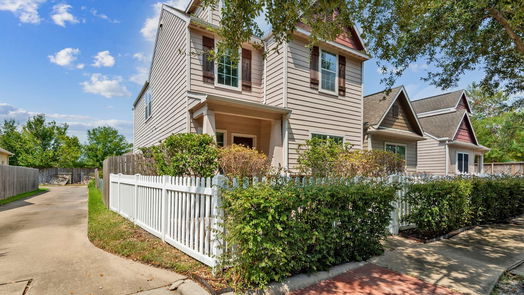 Houston 2-story, 3-bed 4910 Vista Village Lane-idx