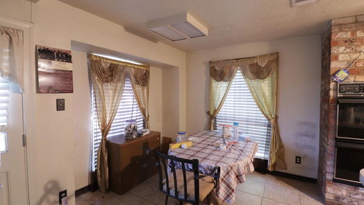 Houston 2-story, 4-bed 5902 Greenmont Drive-idx