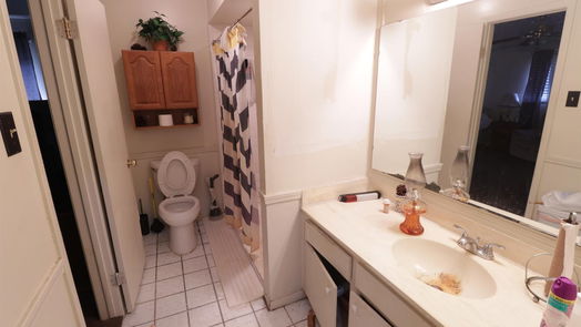 Houston 2-story, 4-bed 5902 Greenmont Drive-idx