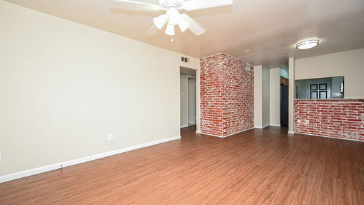 Houston 1-story, 2-bed 4500 Sherwood Lane 17-idx