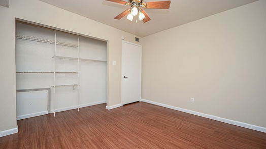 Houston 1-story, 2-bed 4500 Sherwood Lane 17-idx