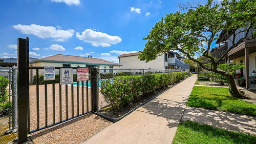 Houston 1-story, 2-bed 4500 Sherwood Lane 17-idx