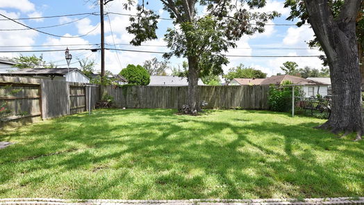 Houston 1-story, 2-bed 6638 Barney Road-idx