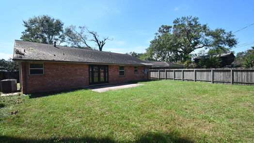 Houston 1-story, 3-bed 5418 Poinciana Drive-idx