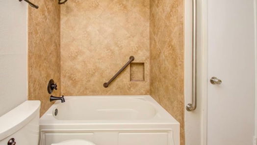 Houston null-story, 3-bed 6401 Deihl Road 1102-idx