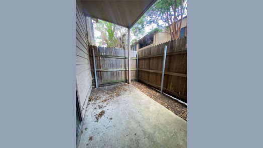 Houston 1-story, 2-bed 5001 Lamonte Lane 110-idx