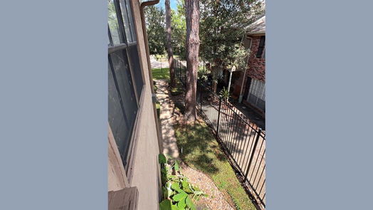 Houston 1-story, 2-bed 5001 Lamonte Lane 16-idx