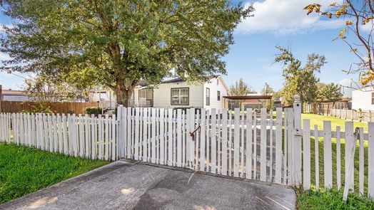 Houston null-story, 3-bed 2636 Lone Oak Road-idx