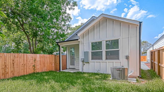 Houston 1-story, 2-bed 8409 Schneider Street-idx