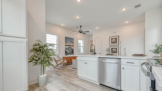 Houston 1-story, 2-bed 8409 Schneider Street-idx