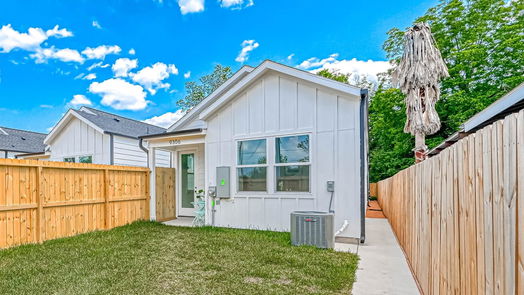 Houston 1-story, 2-bed 8409 Schneider Street-idx