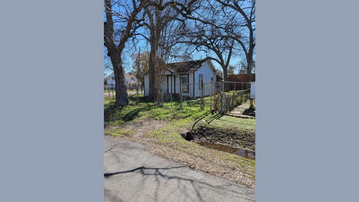 Houston 1-story, 2-bed 3138 Kay Street-idx