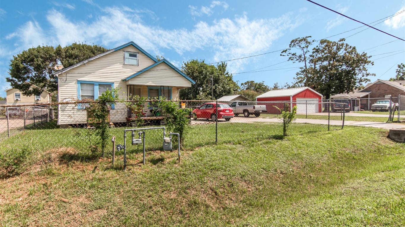 Houston 1-story, 5-bed 1817 Mcdaniel Street-idx