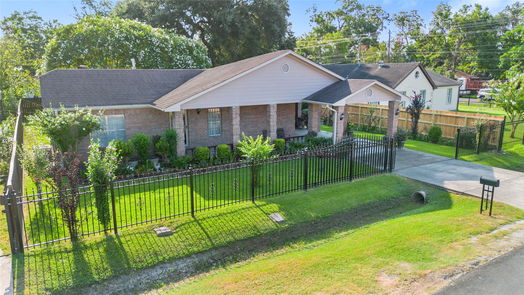 Houston 1-story, 3-bed 8802 Burden Street-idx